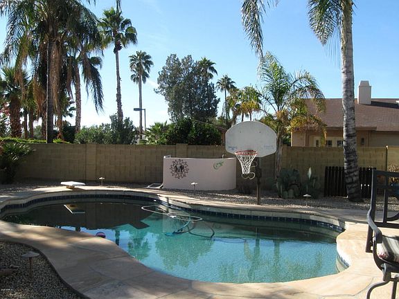 3rd image of 5315 E Kelton Ln