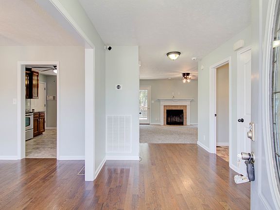 5th image of 3341 Melissa Ln