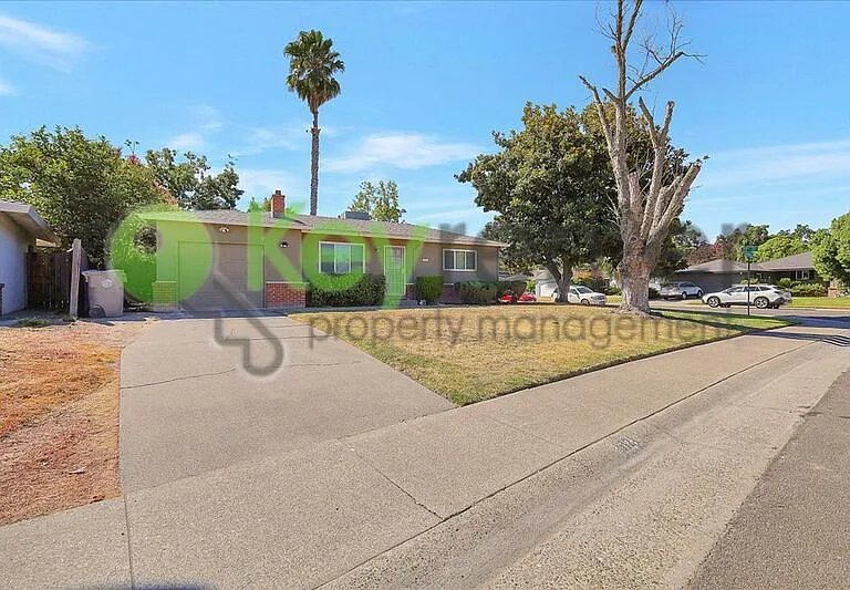 2776 Kerria Way — Photo 1