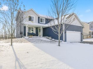 6493 207th St N, Forest Lake, MN 55025