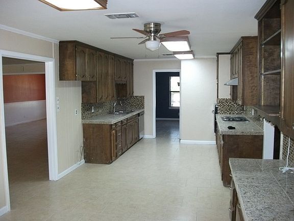 2nd image of 1100 Lawler Ln