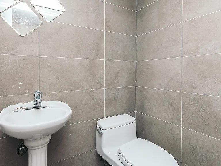 179 Knickerbocker Ave #1L — Photo 14