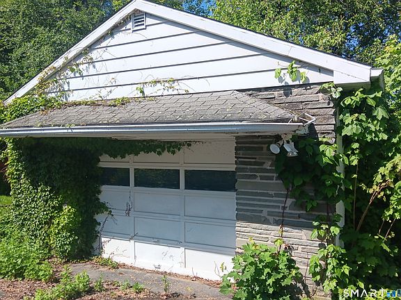 4th image of 63 Robert Street