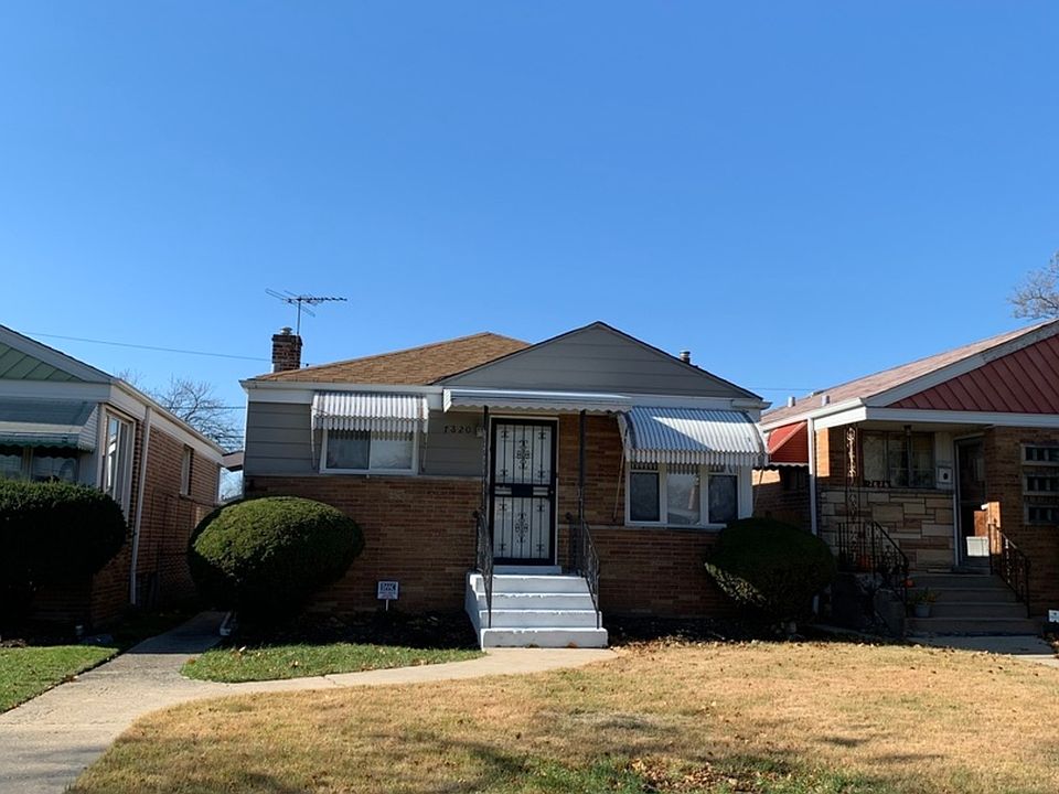 1st image of 7820 S Sawyer Ave