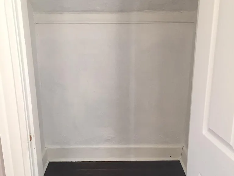Closet 1