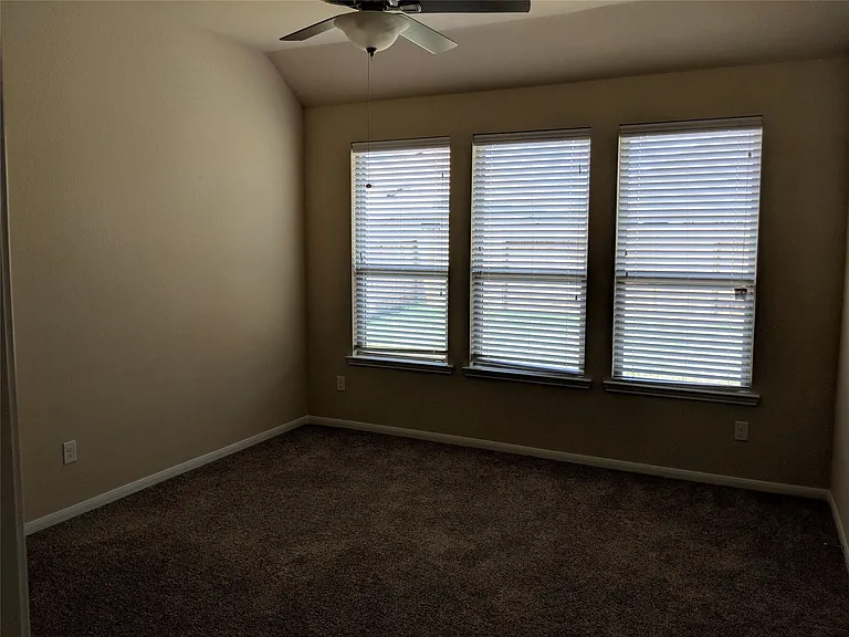 5211 Ivory Glass Dr — Photo 9