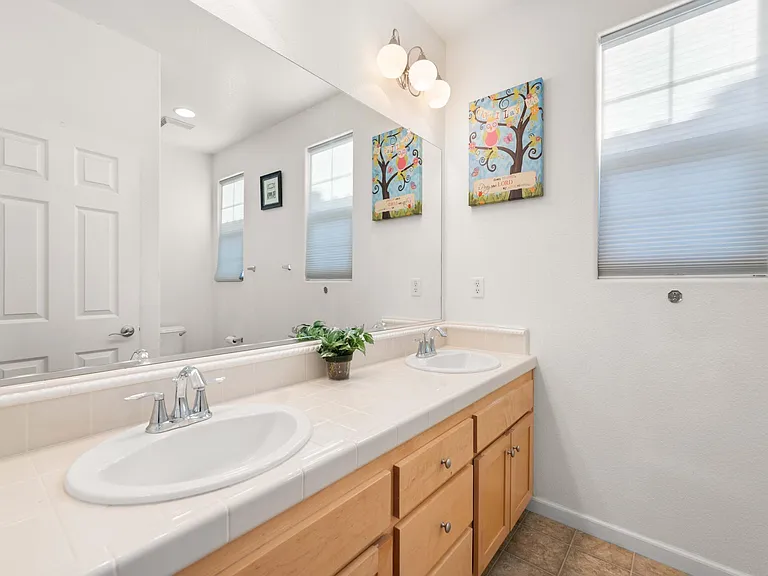 184 Barnhill Dr — Photo 17