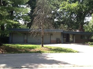 3111 Brookview Ln, Palatine, IL 60067
