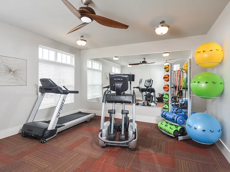 Tiffin Pointe — Photo 26