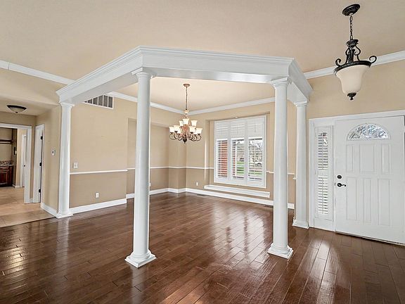 3rd image of 11857 W Alderny Ct