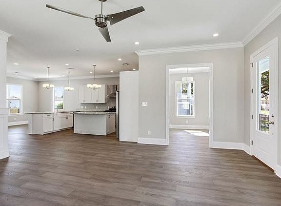 4th image of 1444 Athis St