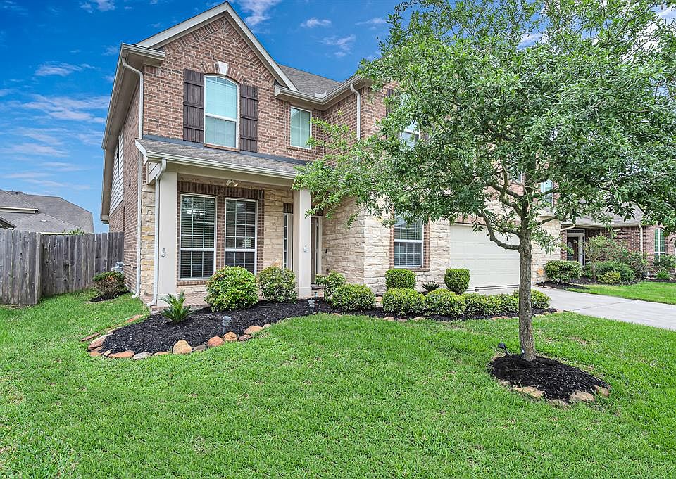 1st image of 12927 Chatfield Manor Ln