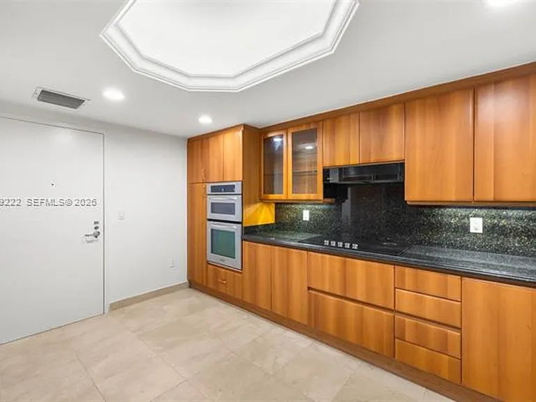 9559 Collins Avenue Cu #S9 — Photo 5