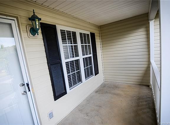 4th image of 309 Briarcreek Ct