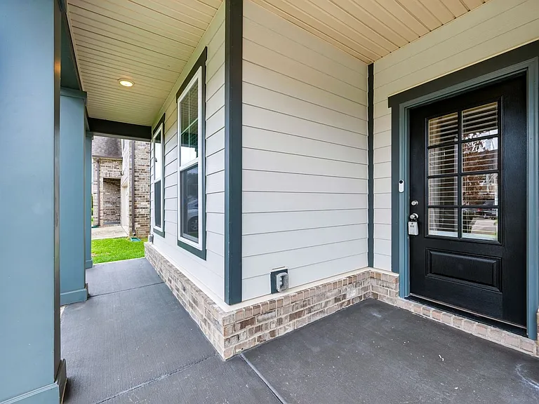 213 Snapdragon Dr — Photo 3