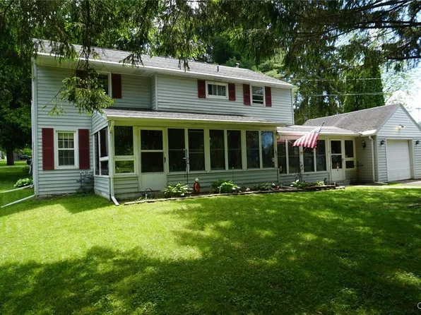 12 Phillips St, Baldwinsville, NY 13027