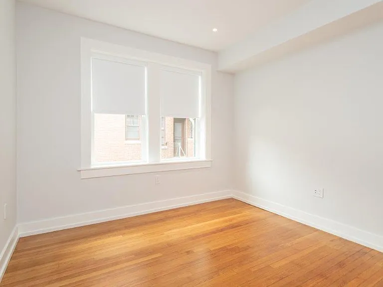 19 Forest St #23 — Photo 11