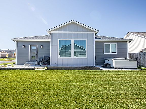 4th image of 5404 Filly Ln