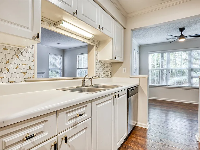 12300 Apache Ave #1401 — Photo 11