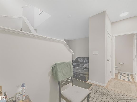 3rd image of 15146 26th St NW