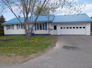 22 Cogswell St, Fort Fairfield, ME 04742