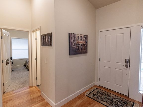 5th image of 2412 S Marypost Ave