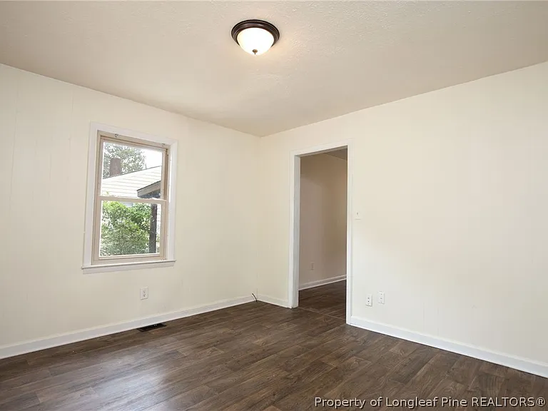205 S 7th St — Photo 9