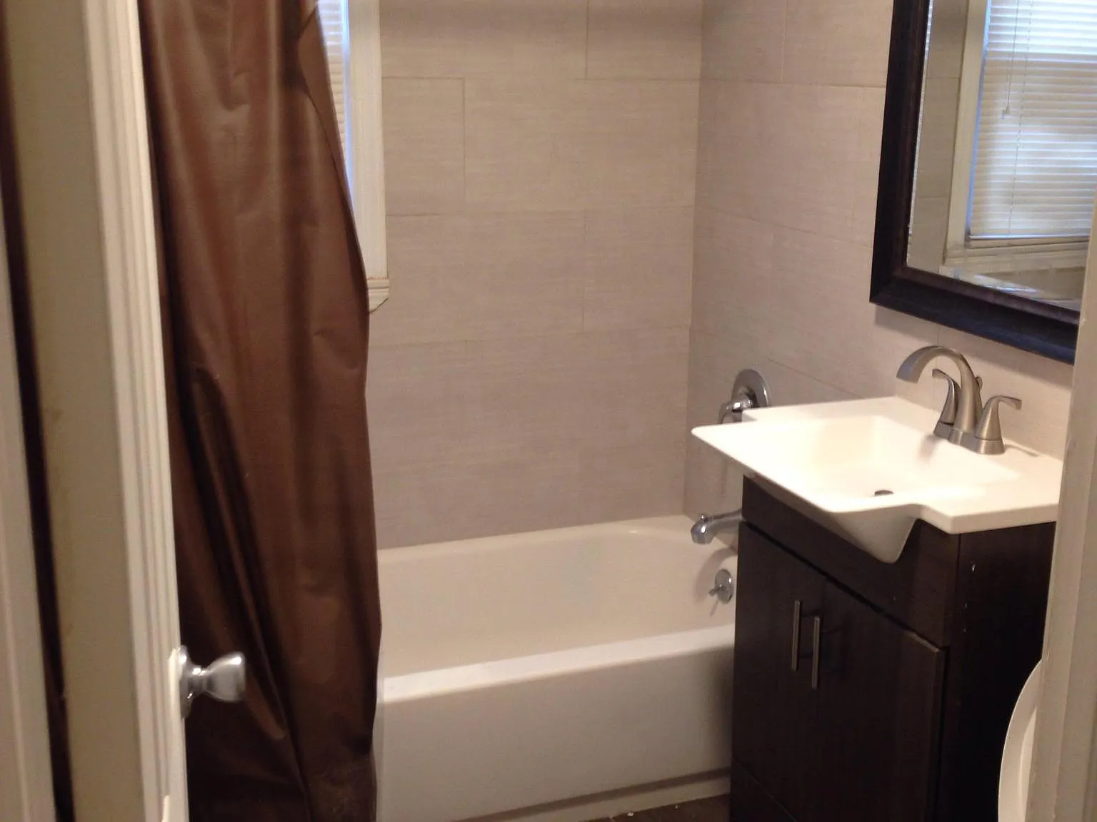 1 bed, 400 sqft, $2,000 — Photo 4