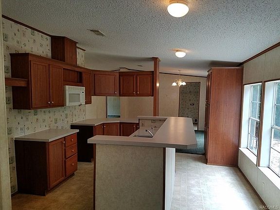 2nd image of 3019 W Banana Ct