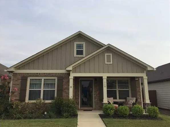 110 Glennbrooke Ln, Prattville, AL 36066
