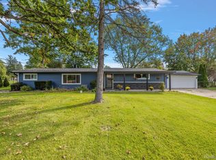 5448 Mary Sue Ave, Clarkston, MI 48346