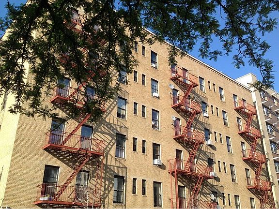 4th image of 200 W 146th St Frnt A