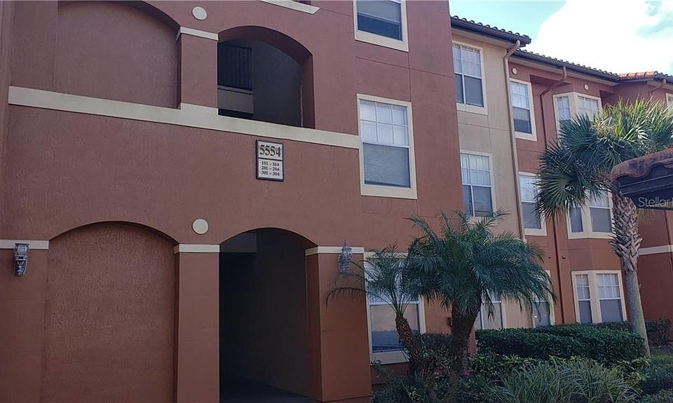 1st image of 5572 Metrowest Blvd #10