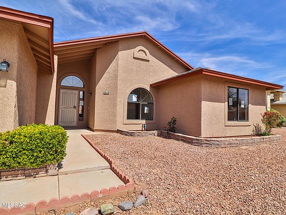 3rd image of 2610 W Camino Del Medrano