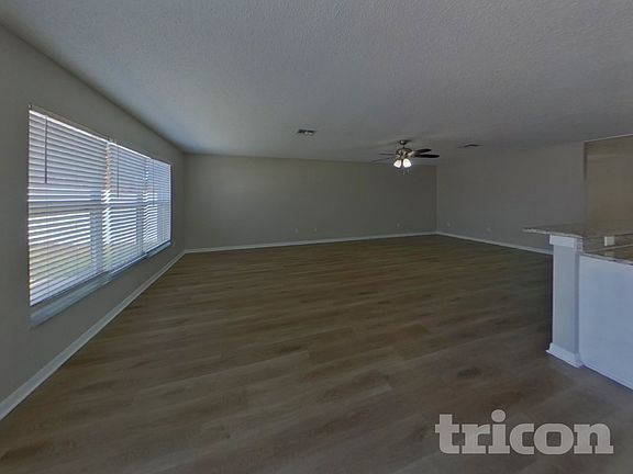 4th image of 3247 Amberley Park Cir