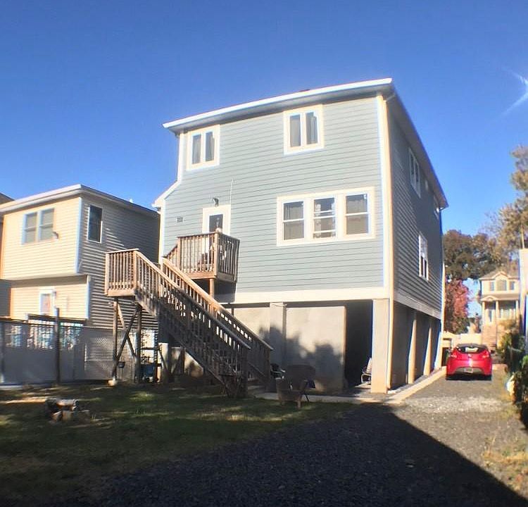 2nd image of 94 Goodall St