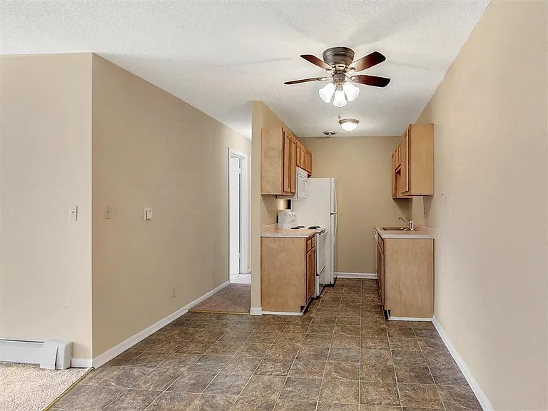 Oak Valley Apartments — Photo 36