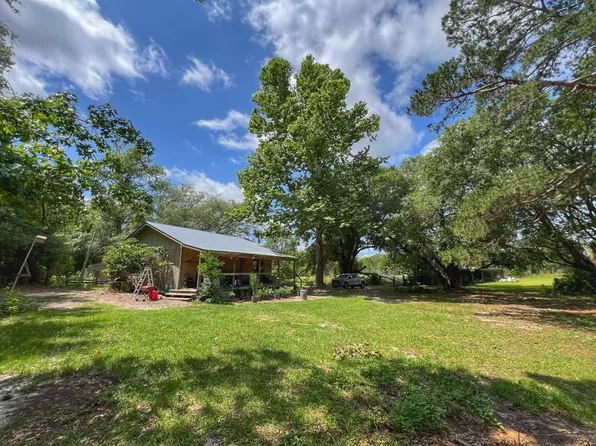 6810 SE 65th Ave, Trenton, FL 32693