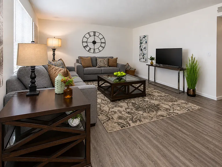 Grouse Run Apartments — Photo 34