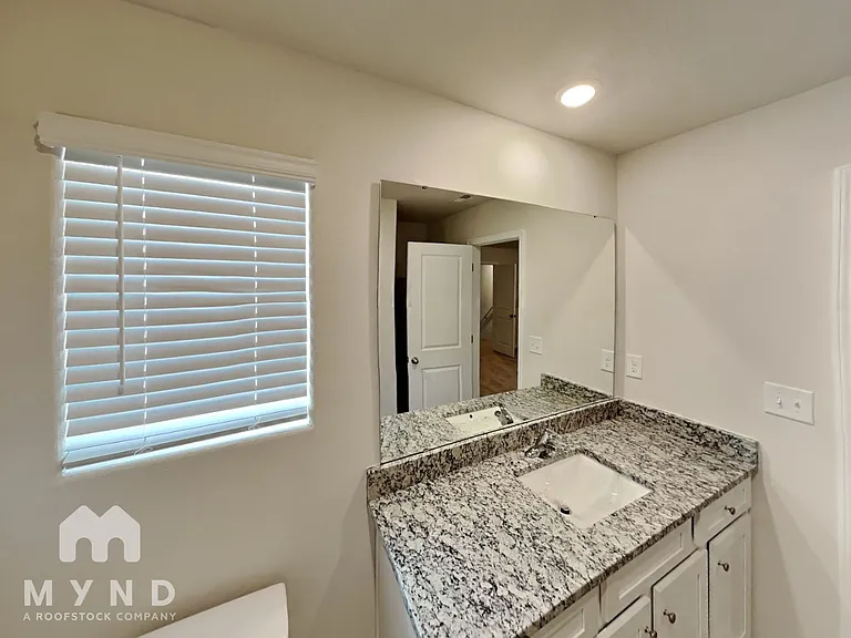 110 Lightning Dr — Photo 11
