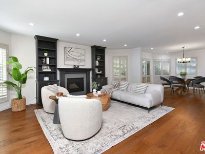 10409 Riverside Dr Unit 204, North Hollywood, CA, 91602