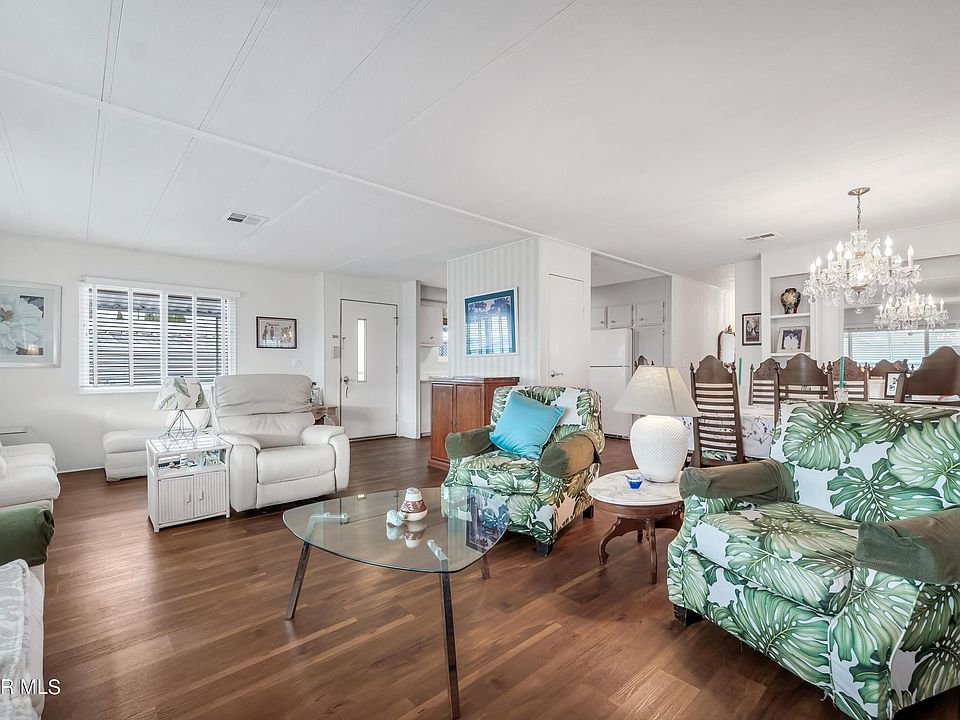 1st image of 67 Suzanne Ct #67