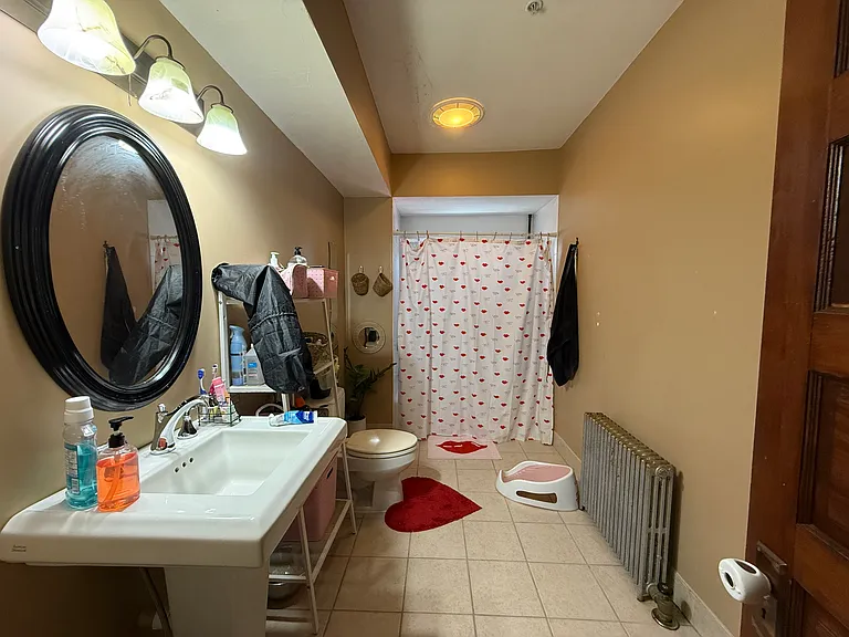 32 Woodbine St #1 — Photo 14