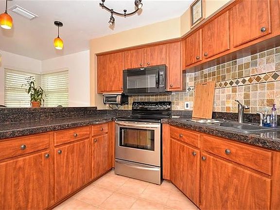 3rd image of 7062 Citrus Point Ct