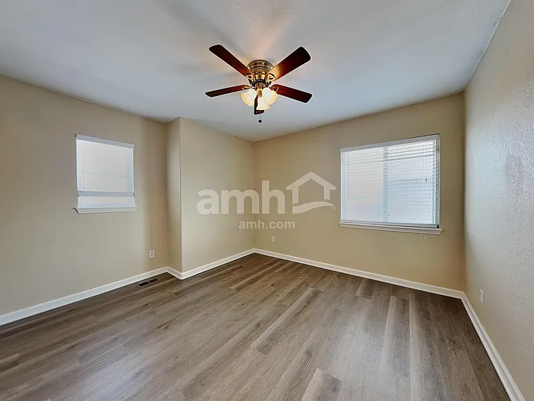 9742 Jasper Dr — Photo 17