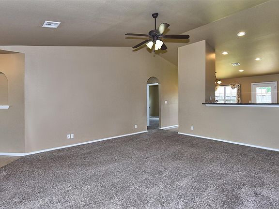 5th image of 9275 S 256th E Ave