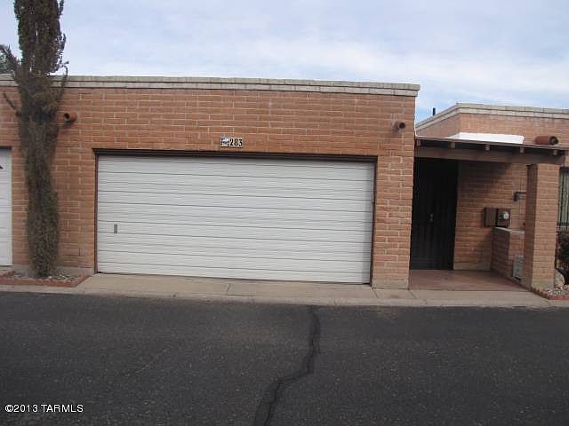 1st image of 283 E Ponderosa St