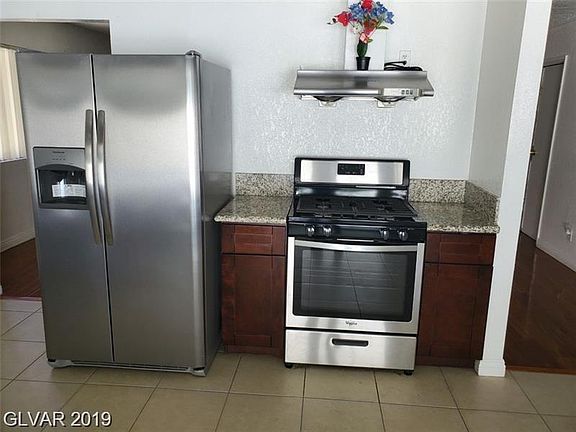 3rd image of 3005 Black Forest Dr