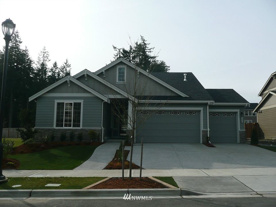 1st image of 4205 Abigail Court NE
