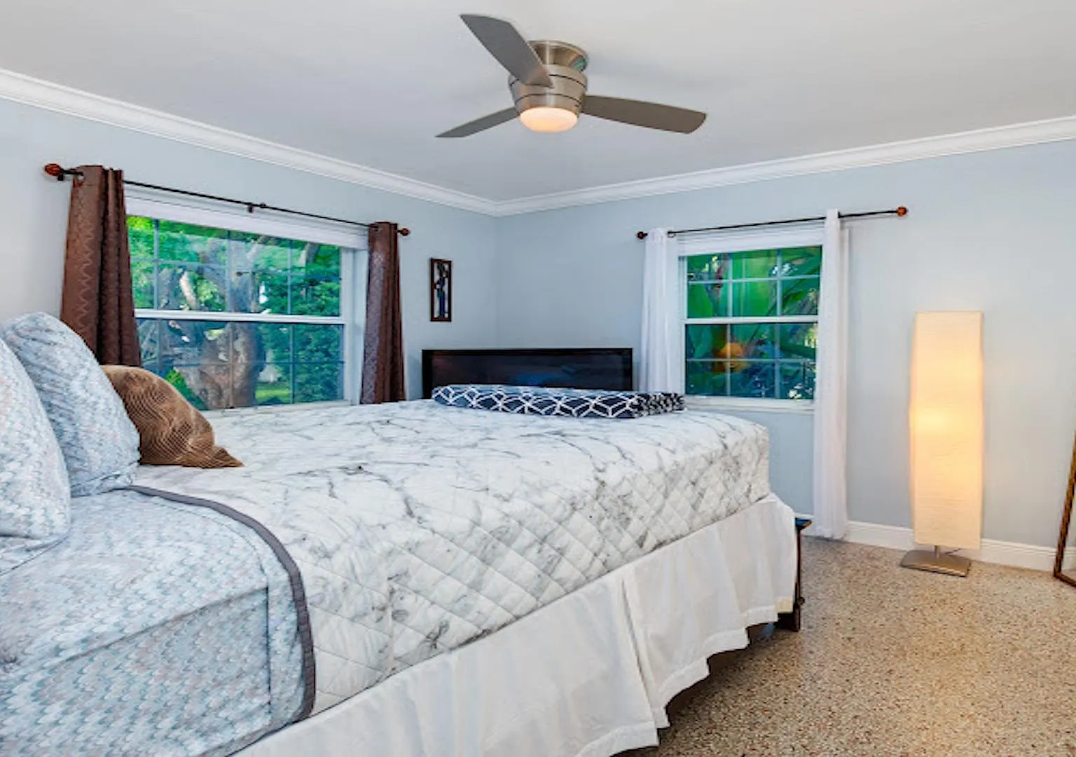 3 bed, 2.0 bath, 1542 sqft, $1,520 — Photo 1